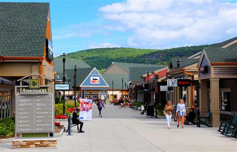 burberry woodbury commons|Burberry outlet Woodbury Commons ny.